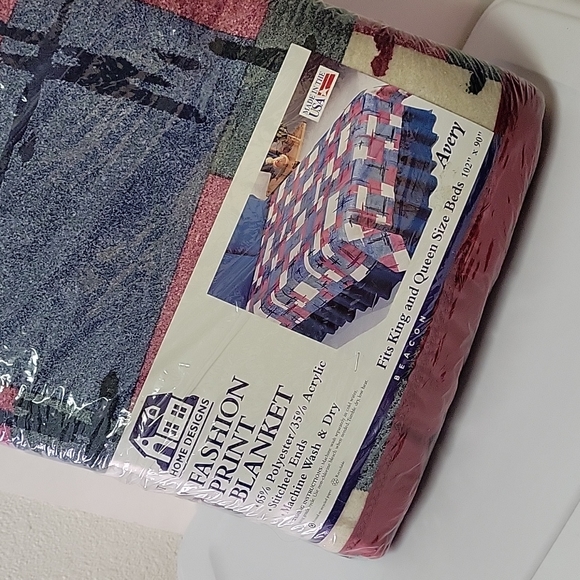 NEW Home Designs Fashion Print Blanket Poly/AcrylicKing/Queen 102"x90"Beacon USA - Picture 2 of 10